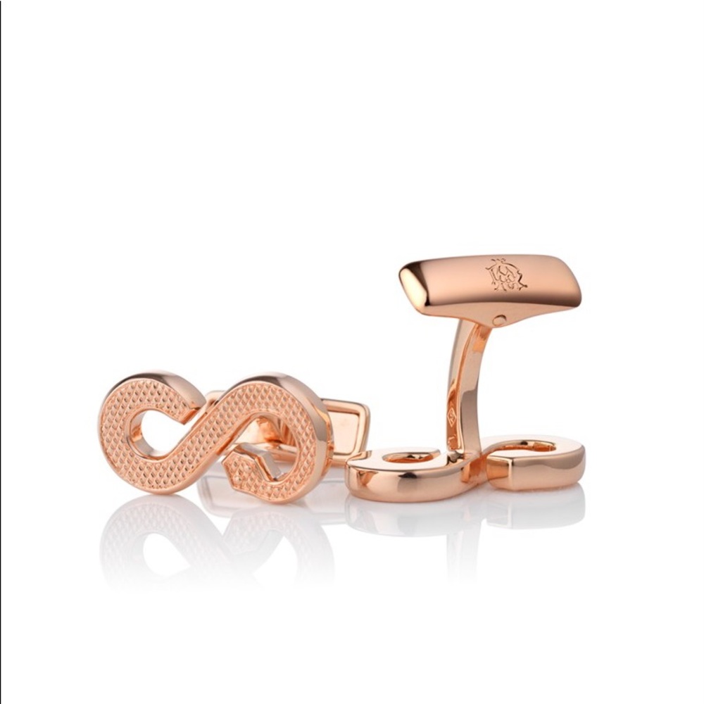 ALFRED DUNHILL “Year of the Snake” cufflinks.